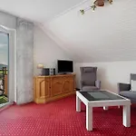 Haus Schoenblick 公寓 *
