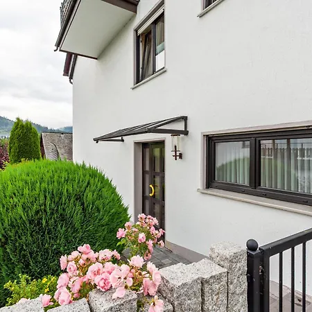 Haus Schoenblick *