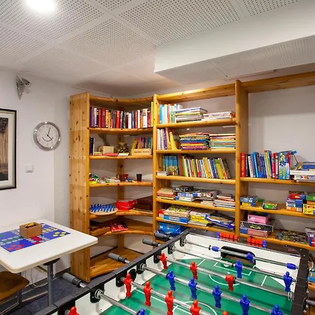 Haus Schoenblick アパート *